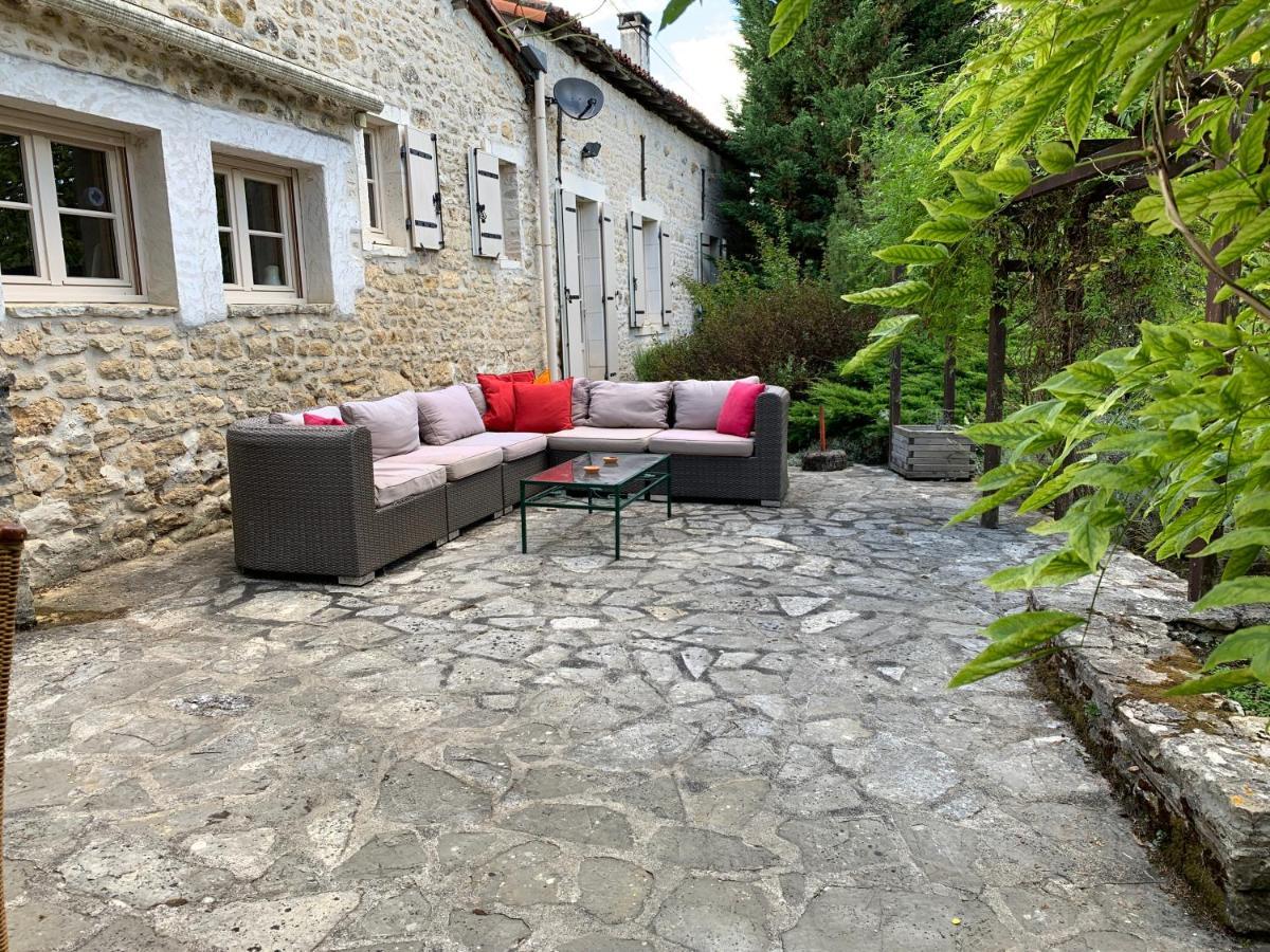Uniquely Private Holiday Villa In The Charente Puyreaux Extérieur photo