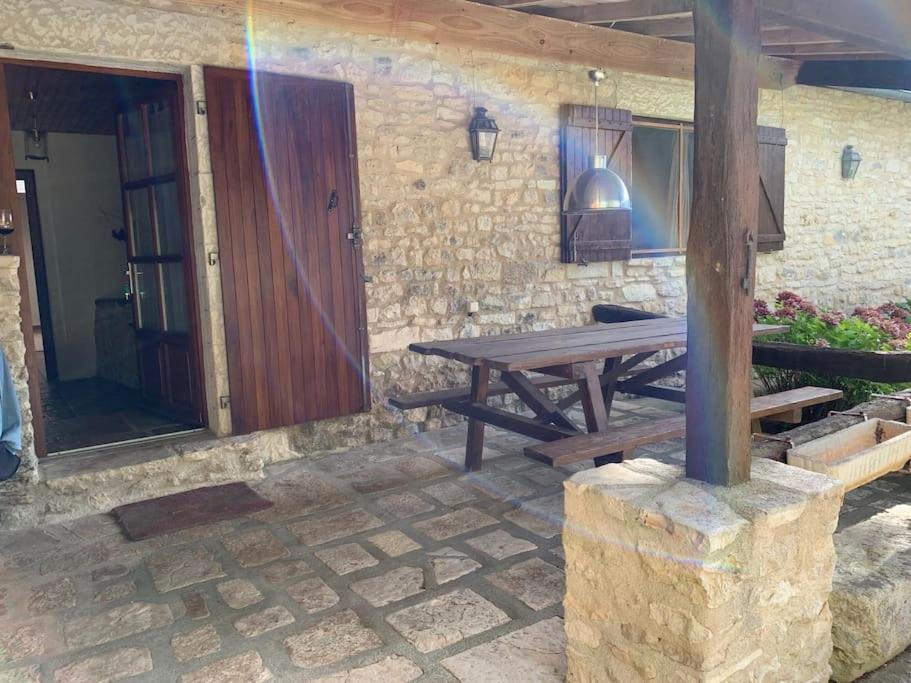 Uniquely Private Holiday Villa In The Charente Puyreaux Extérieur photo