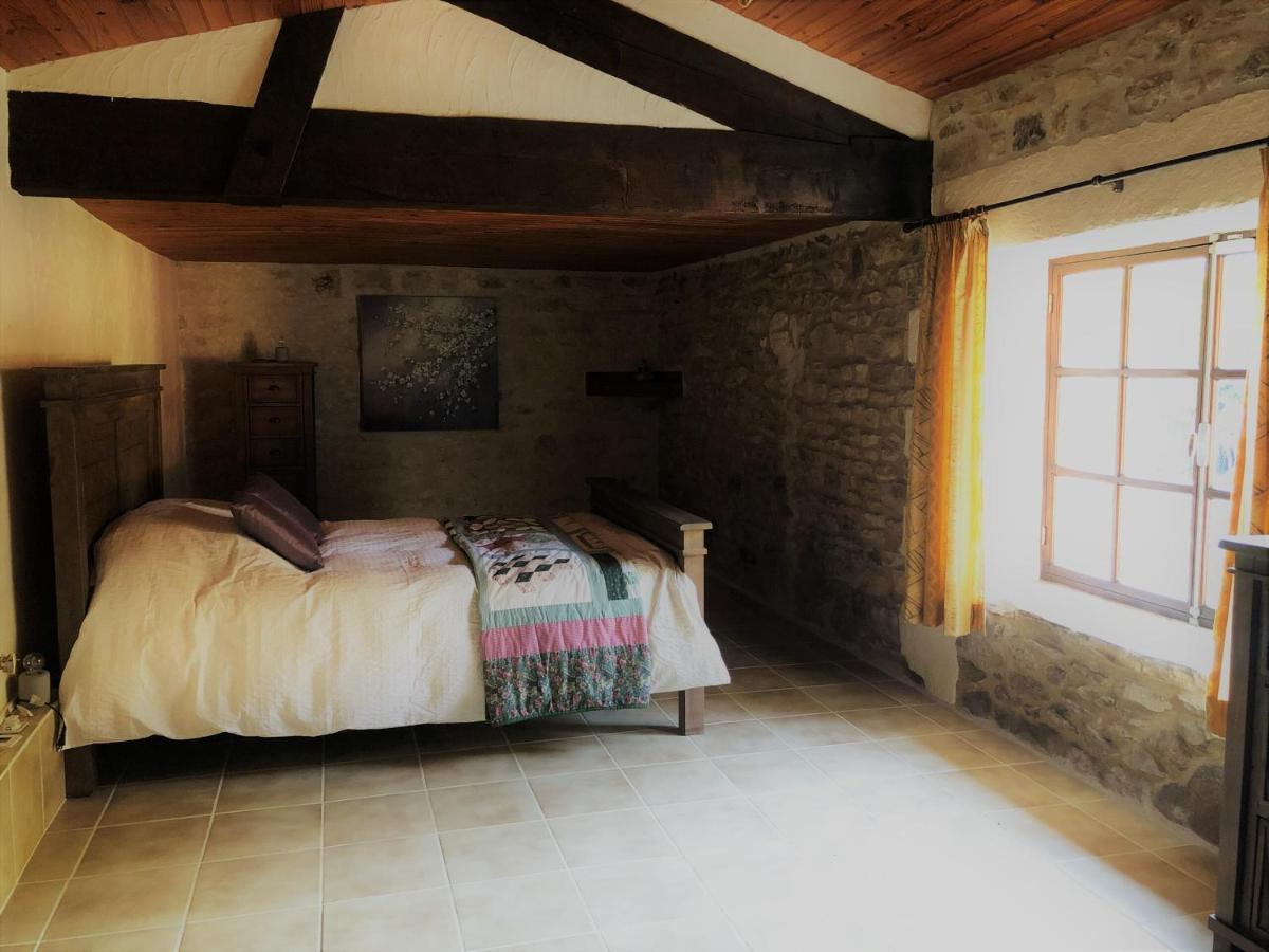 Uniquely Private Holiday Villa In The Charente Puyreaux Extérieur photo