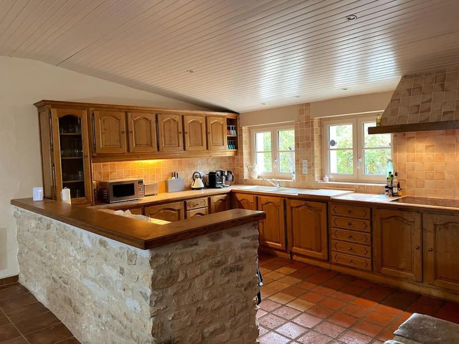 Uniquely Private Holiday Villa In The Charente Puyreaux Extérieur photo
